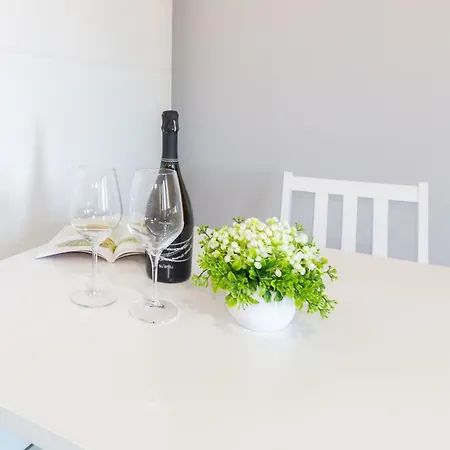 Apartment Joy House *