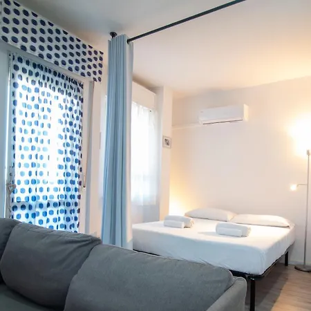 Joy House Apartment *